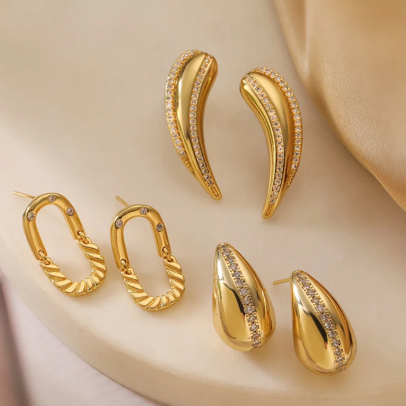 European and American Simple Style Real Gold Electroplated Zircon Geometric Versatile Earrings for Women Niche High-end Retro Ea