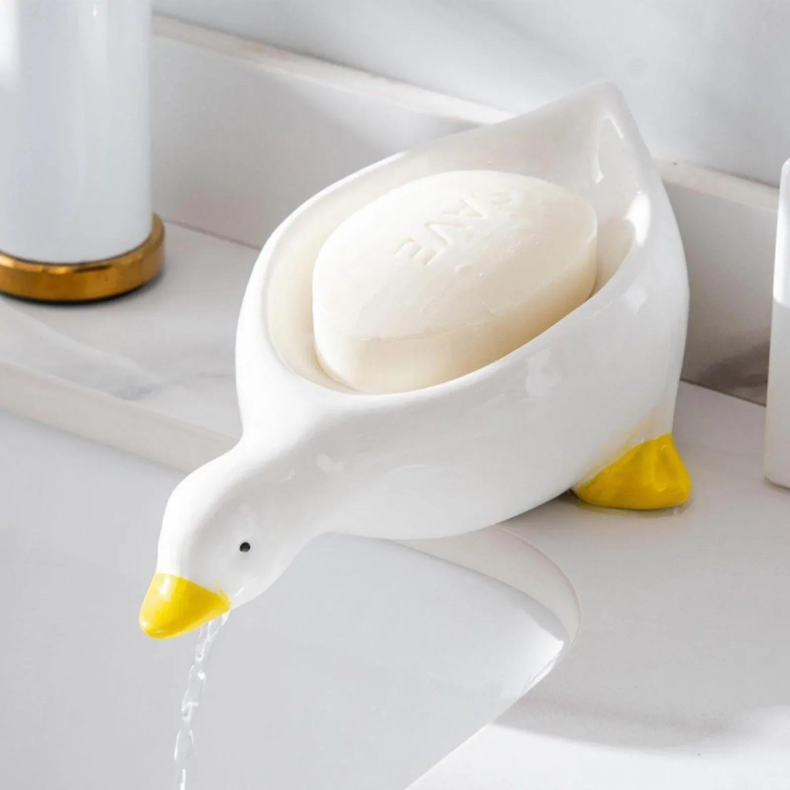 

Soap Box Yellow Duck Shape Cartoon Soap Dish Drainable Holder Soap Container Dish For Tray Bathroom Accessories