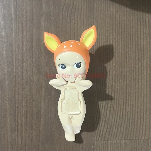 Bandai Sonny Angel looking back serie Lying Down Hippers Action Figures Cute Mysterious Anime Doll Children Christmas Gifts