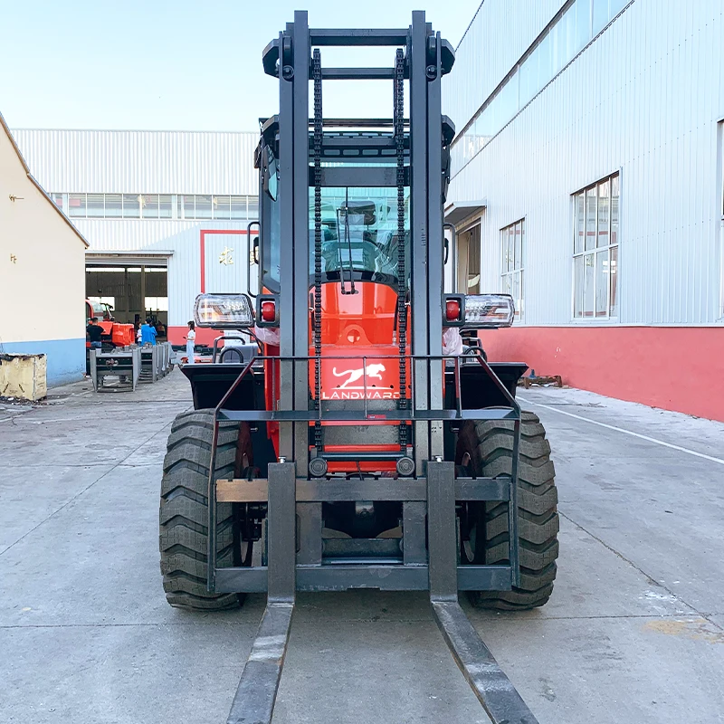 Fabrycznie dostosowany hurtowy terenowy wózek widłowy na zewnątrz 3 ton do 6 ton Wielofunkcyjny wózek widłowy 4WD Cena dostosowana