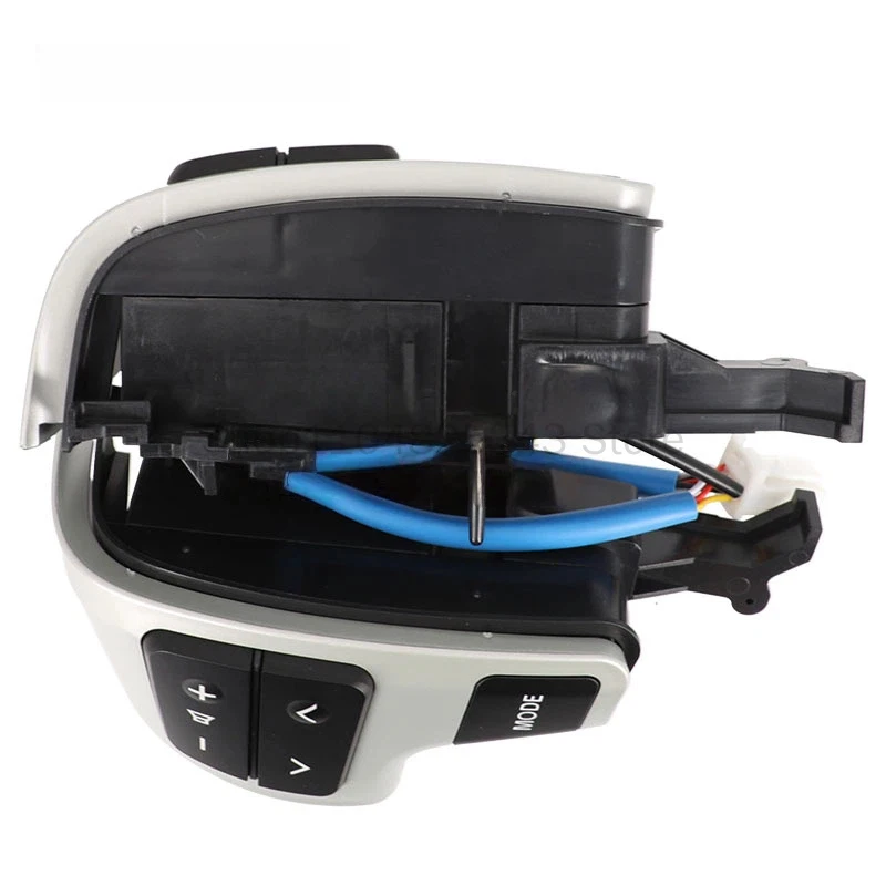 84250-60050 for 08-11 Toyota Land Cruiser Auto Parts Steering Wheel Control Switch 3