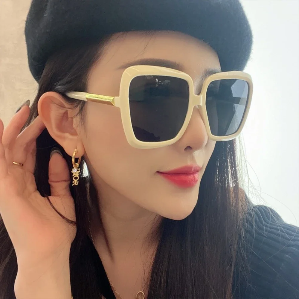 نظارات شمسية عصرية مربعة كبيرة الحجم عصرية ورقيقة ومتعددة الاستخدامات ذات تصميم مقعر نظارات شمسية للحماية من الأشعة فوق البنفسجية
