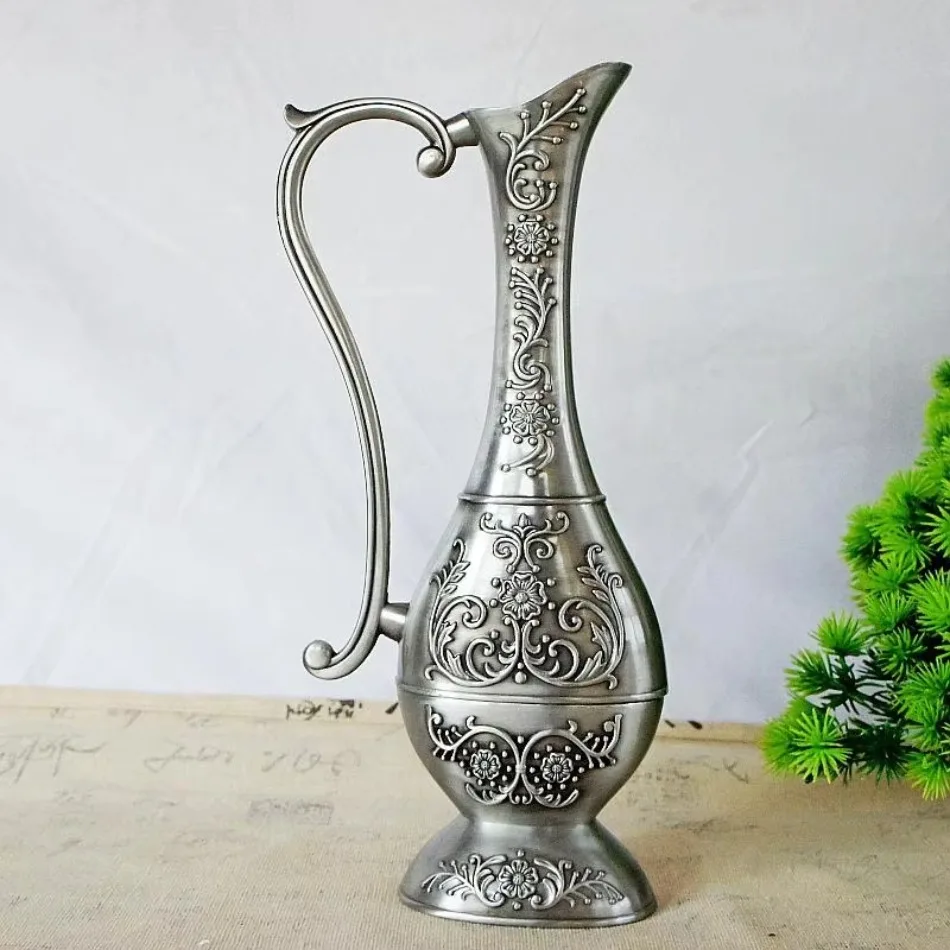 1 Uds. Florero de estilo Retro, nuevo diseño, jarrones de latón y Metal, gran oferta moderna europea, botella de flores, suministros de flores para el hogar