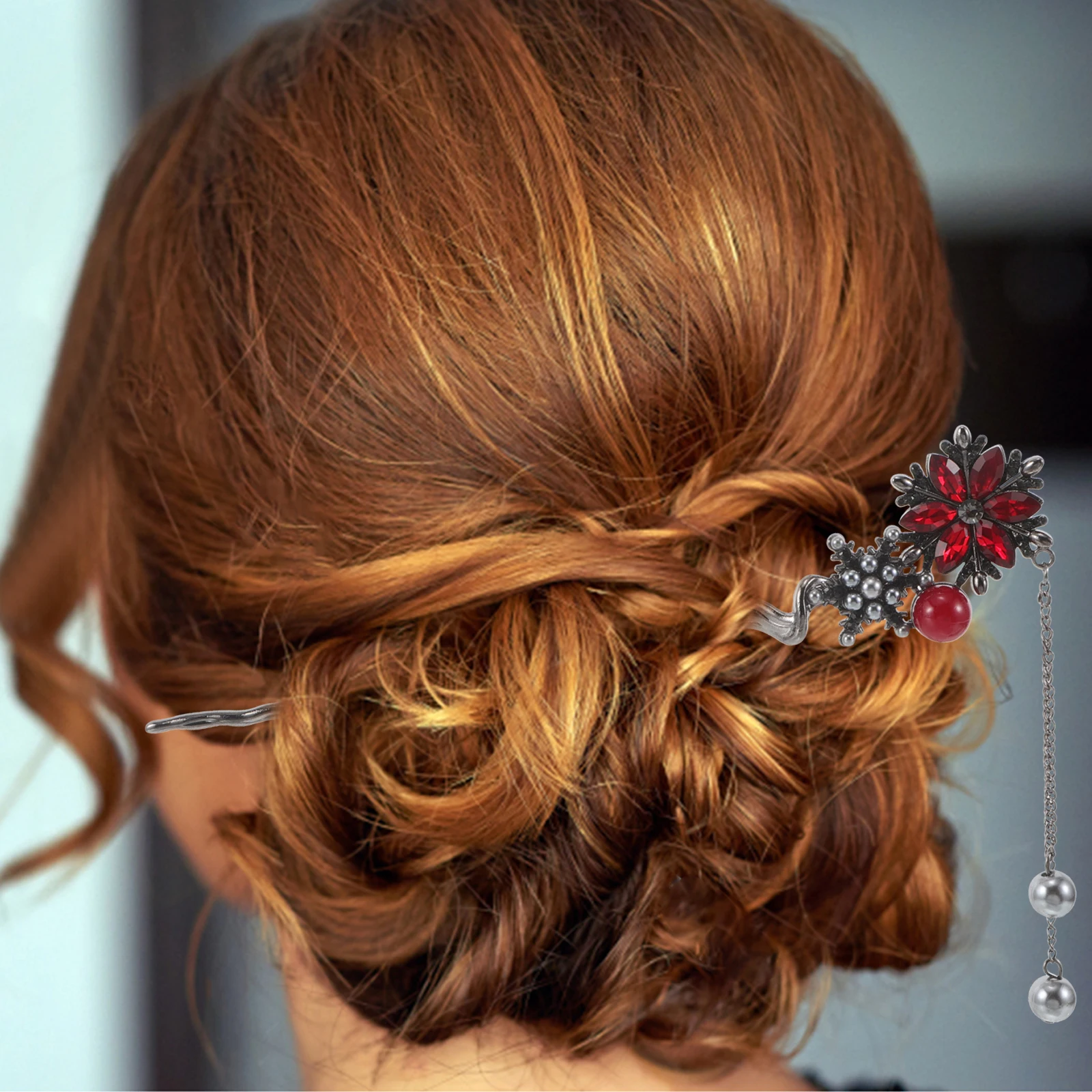 

2pcs Chinese Style Hairpin Stick Snowflake Design Metal Hairpins with Tassels Lightweight Elegant Traditional Modern Outfits