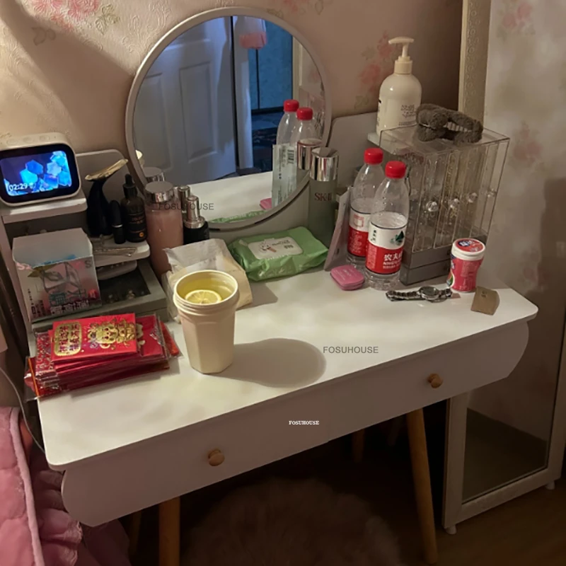 مرآة مكياج بإضاءة LED، أثاث غرفة نوم فرنسية، خزانة تخزين منزلية، طاولة تزيين متكاملة، خزانة خشبية أوروبية