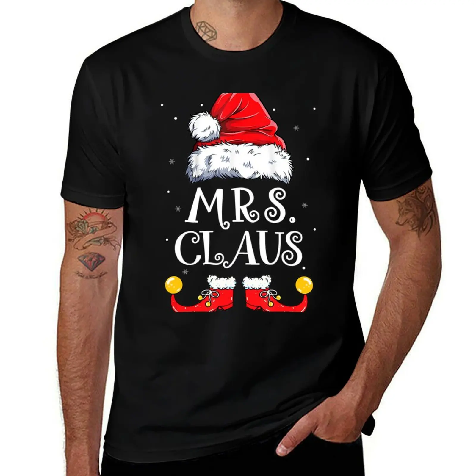Mr And Mrs Claus Christmas Couples Matching T-Shirt Trendy Pattern for Men T-Shirt