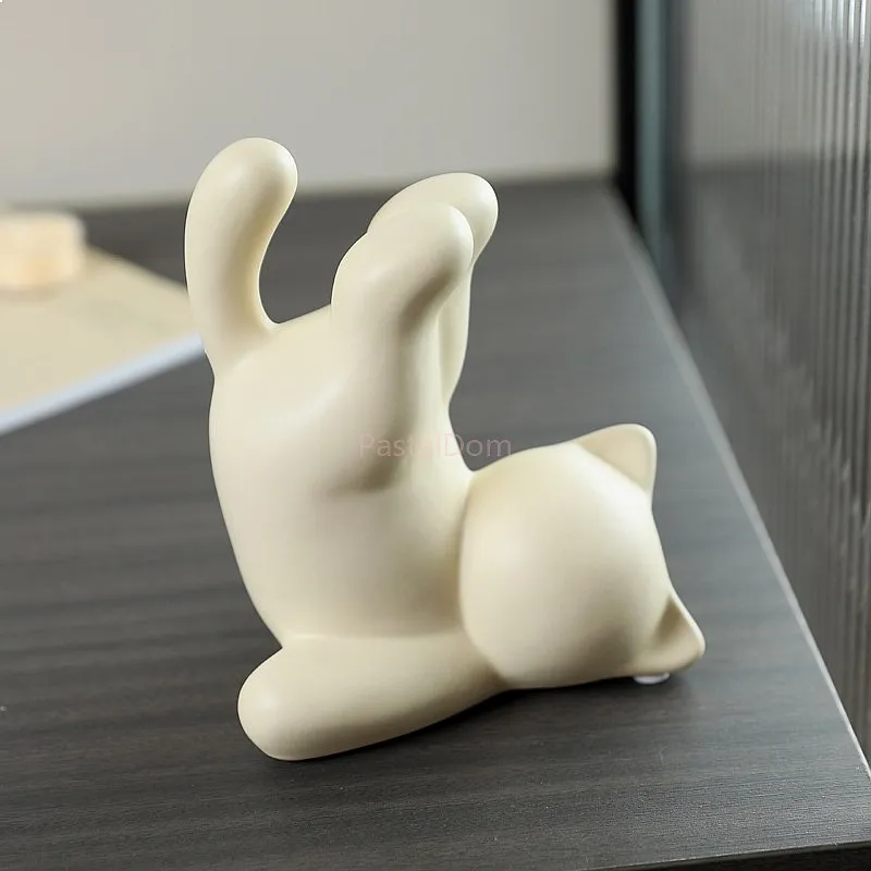 Modern Upside Down Ceramic Cat Figurine Abstract Art Home Decor for Living Room TV Cabinet Wine Cabinet Office