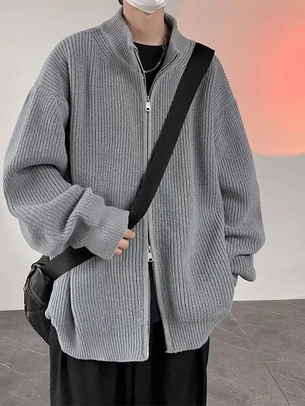 Loose Fit Men's Kni… - image