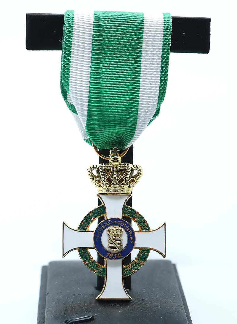 Knight's Cross of the Royal Saxon Order of Albrecht 1st Class with Crown Antique Reproduction Historical Award Collectible1 Set