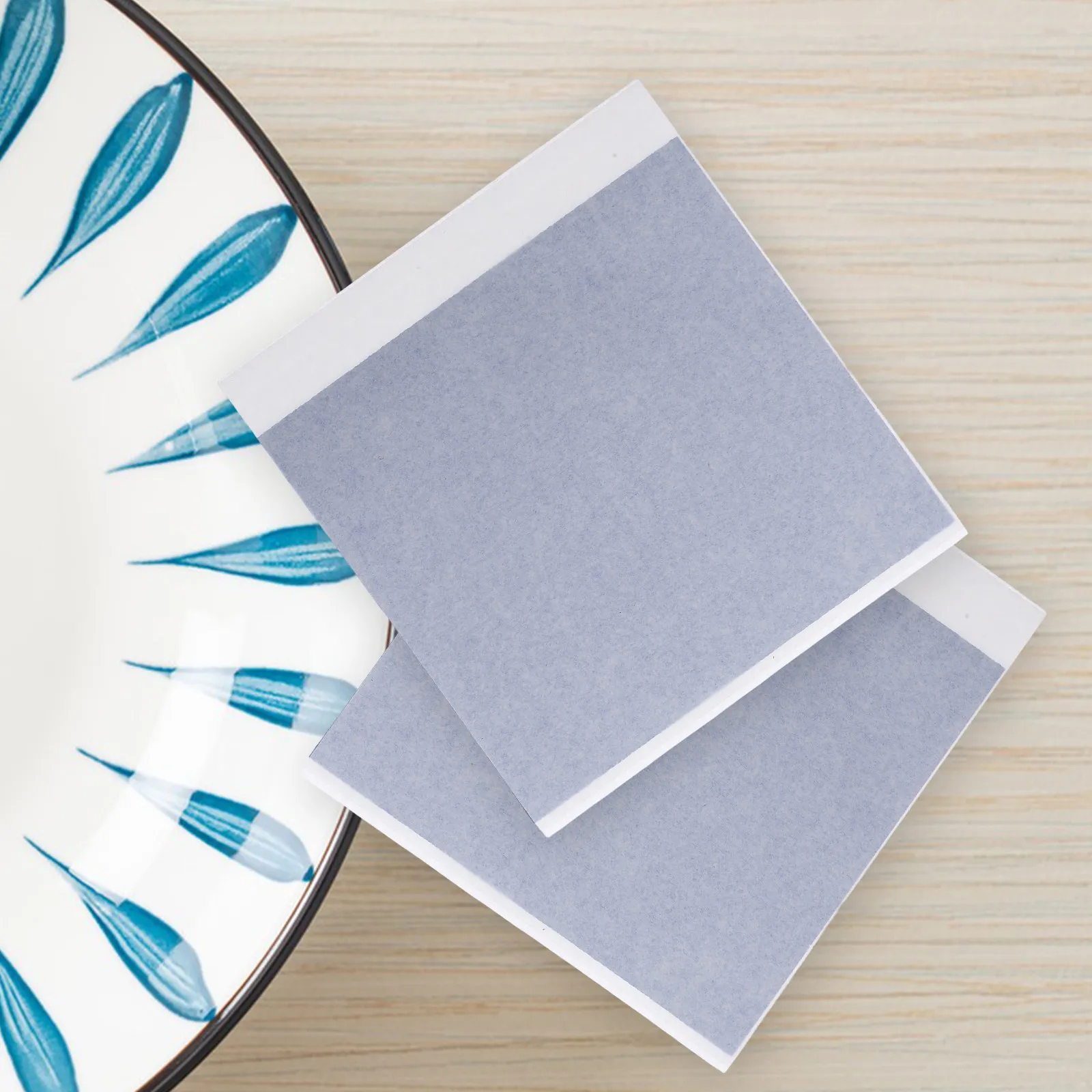 

50Pcs Imitation Gold Leaf Foil Paper Shiny Gold Leaf Sheets Decoration Art Craft Foil Paper for Clay Nails Frames Furniture