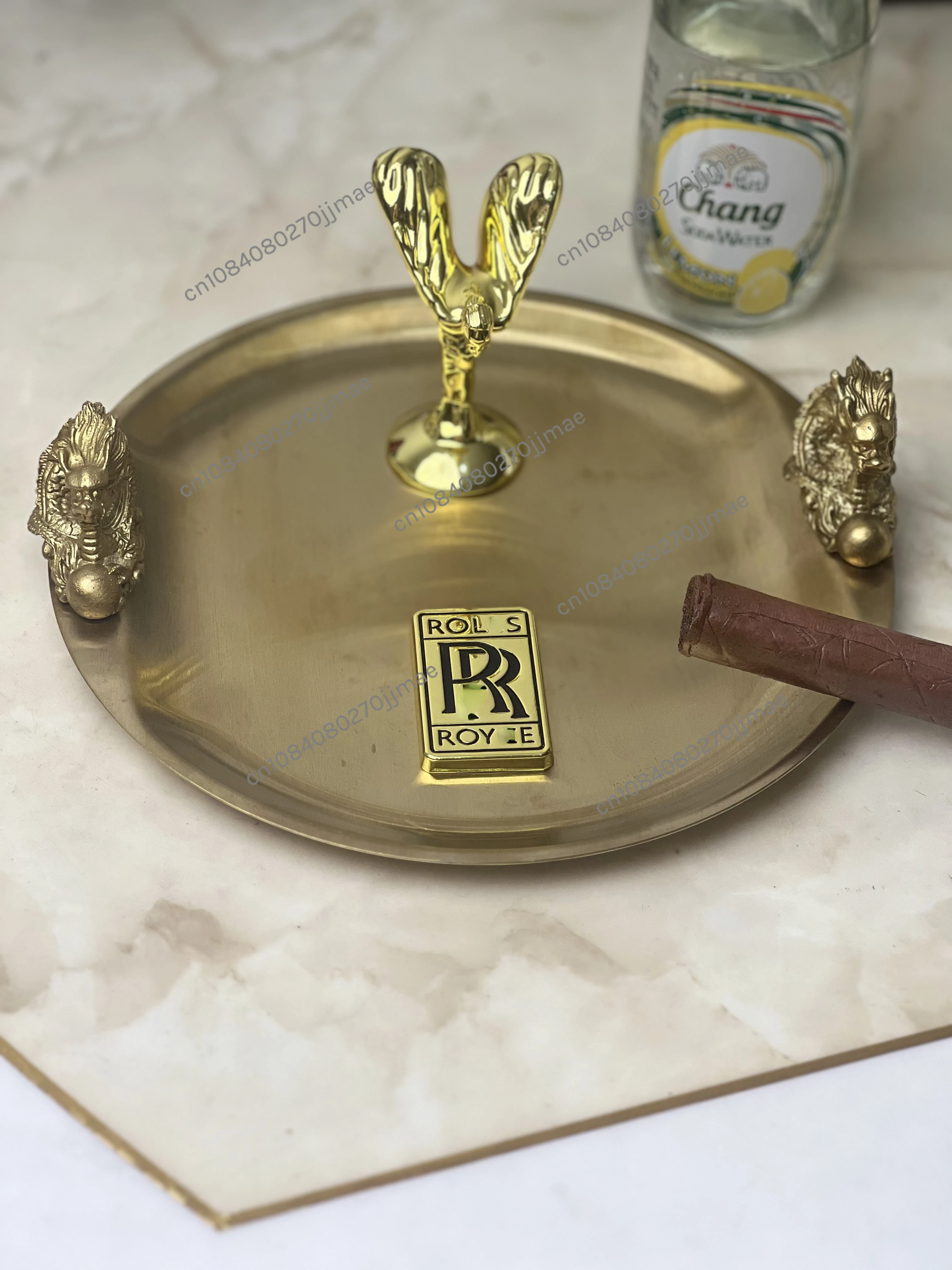 Ashtray R Logo Small Gold Statue Cigar Cylinder Bar Club Car Yacht Cigar Bar Mansion Decoration Ornaments