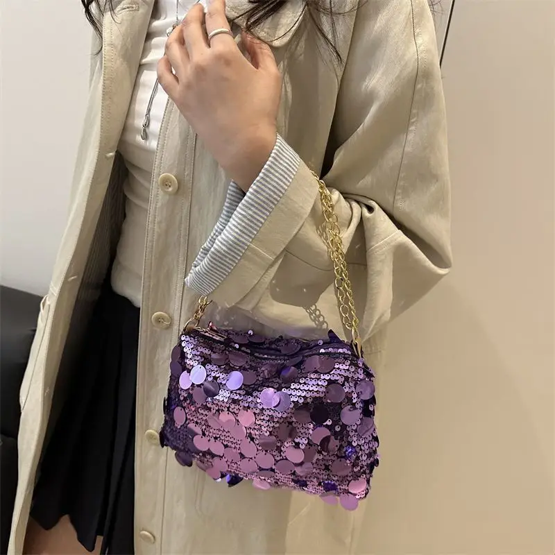 

New Chain Small Square Bag Versatile Women's Shoulder Bag Travel Underarm Pouch Stylish Sequined Niche Female underarm bag