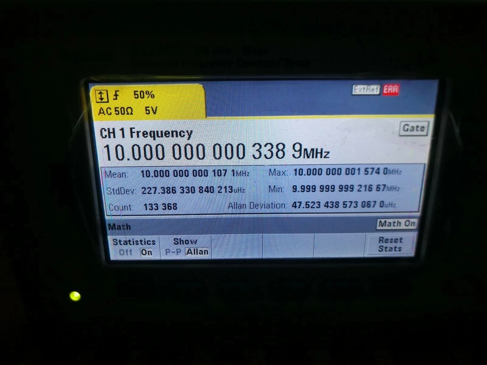 Upgraded version SAM STP 2878 ZYT-GPSDO-3 LCD 10MHz 1PPS OCXO GPS Disciplined Oscillator view 4