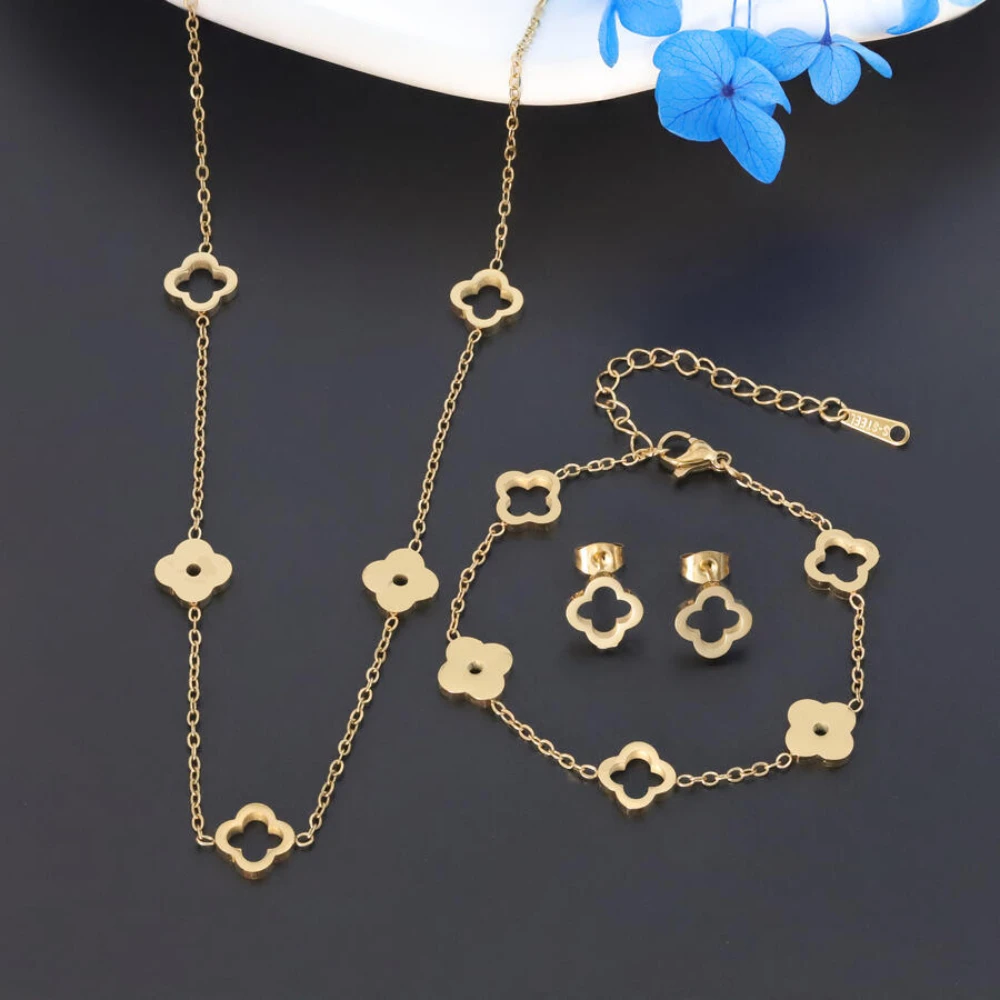 

New clover Necklace Hollow Bracelet Earnail Set for Women's Versatile Gift Accessories bijoux acier inoxydable jewellery woman