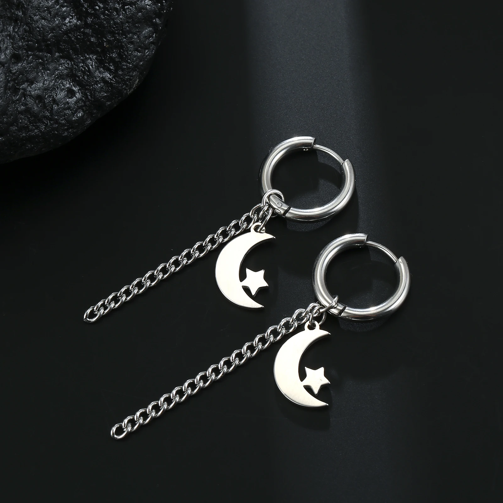 Kkjoy Edelstahl Neue Design Kette Hoop Ohrring Für Frauen Hohl Solide Stern Mond Anhänger Knorpel Ohrring Piercing Schmuck – Detail 21