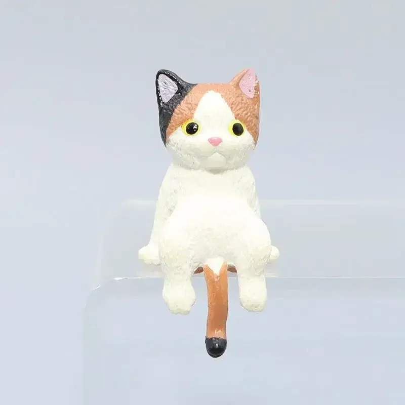 Kawaii Cat Small Decoration Car Central Control Display Screen Simulation Resin Cat Miniatures Cartoon Car Cat Ornament Kids Toy