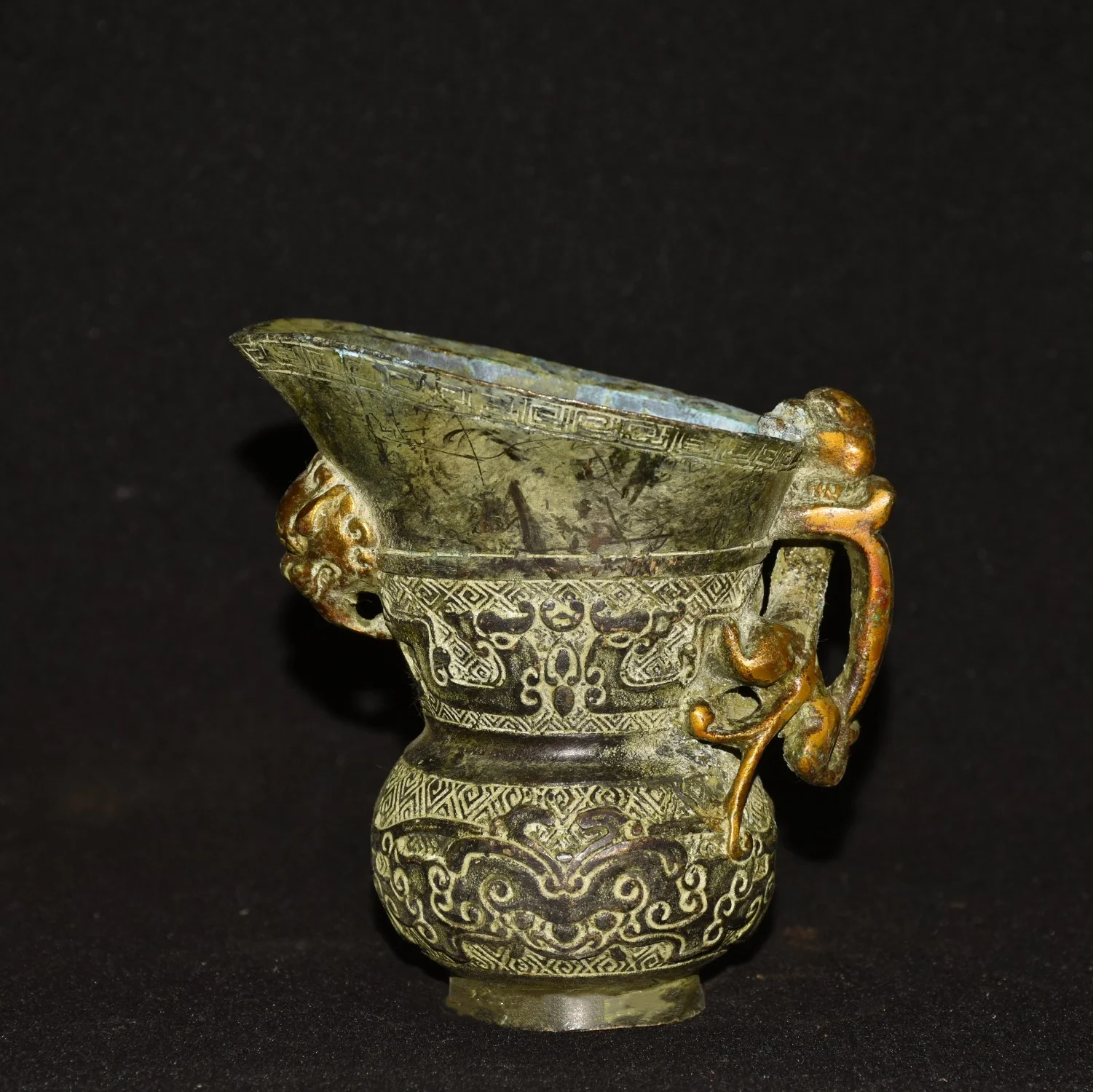 

Early Collection Pure Copper Bronze Dragon Beast Wine Cup Home Decoration