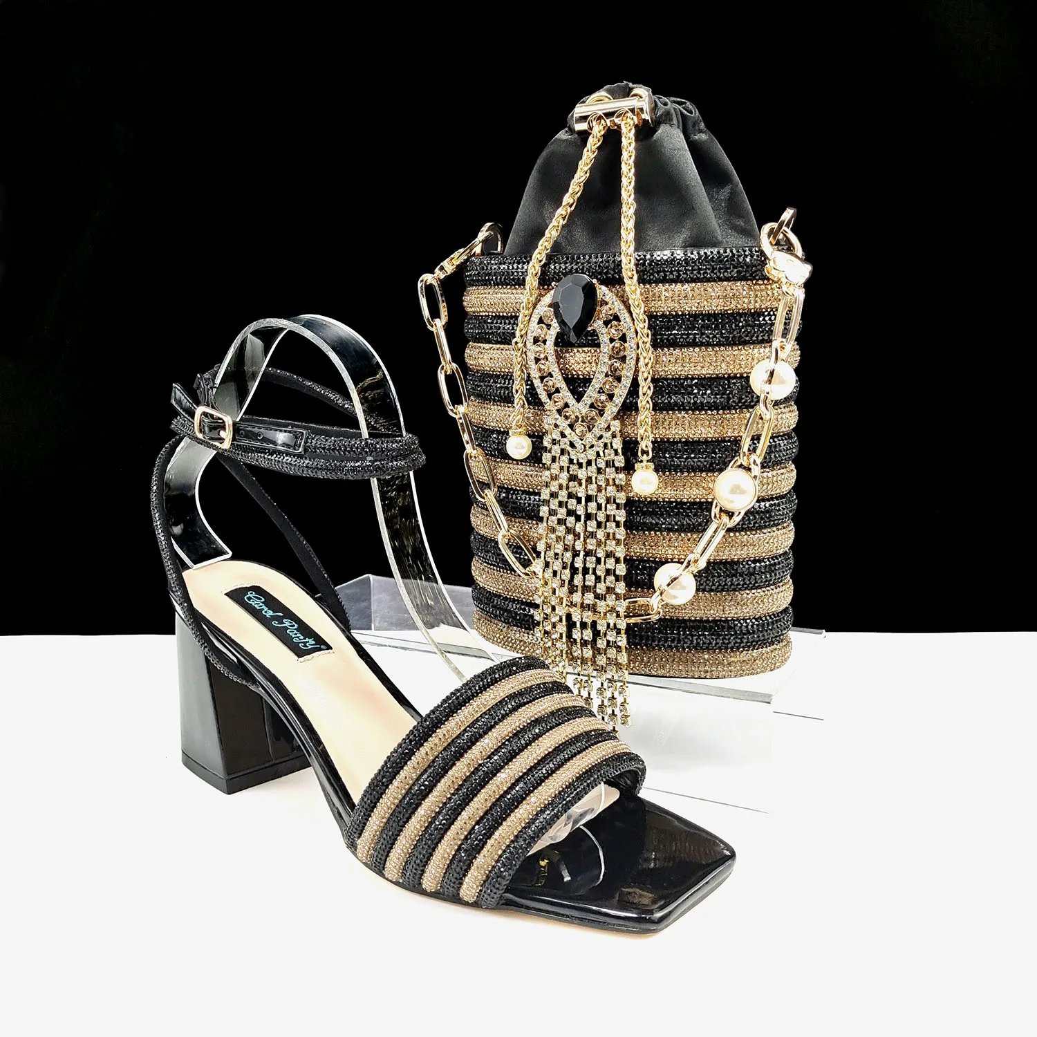 

Newest Elegant Black Gold Color Party Wedding Lady Sandals and Bag Set With Big Diamond Tassels And Long And Short Double Chains