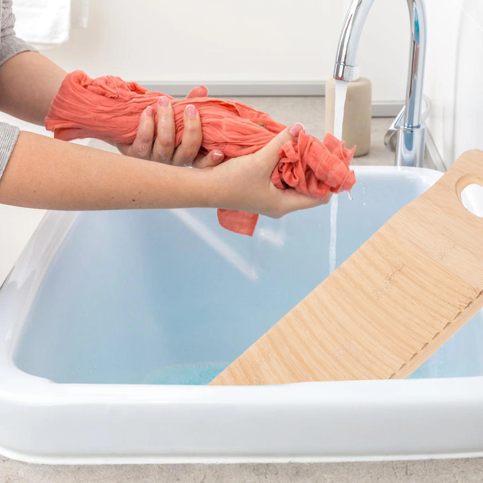 

Bamboo Wash Board Durable Handheld Laundry Cleaning Board Ergonomic Design for Clothes Socks Baby Clothes Towels