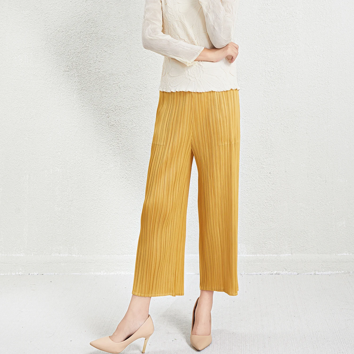 2025 New High Quality Miyake Pants Casual Style Straight Wide Leg Pants Women's Pleated Pants