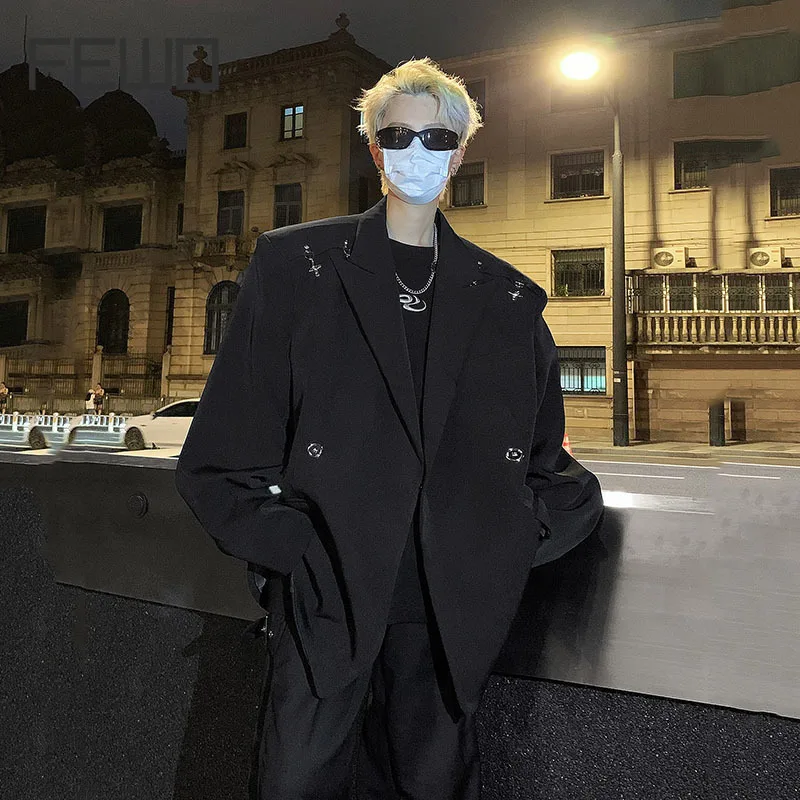 FEWQ-Chaqueta de manga larga con hebilla de Metal para hombre, traje de diseño decorativo con almohadilla, ropa oscura, Tops masculinos de moda,