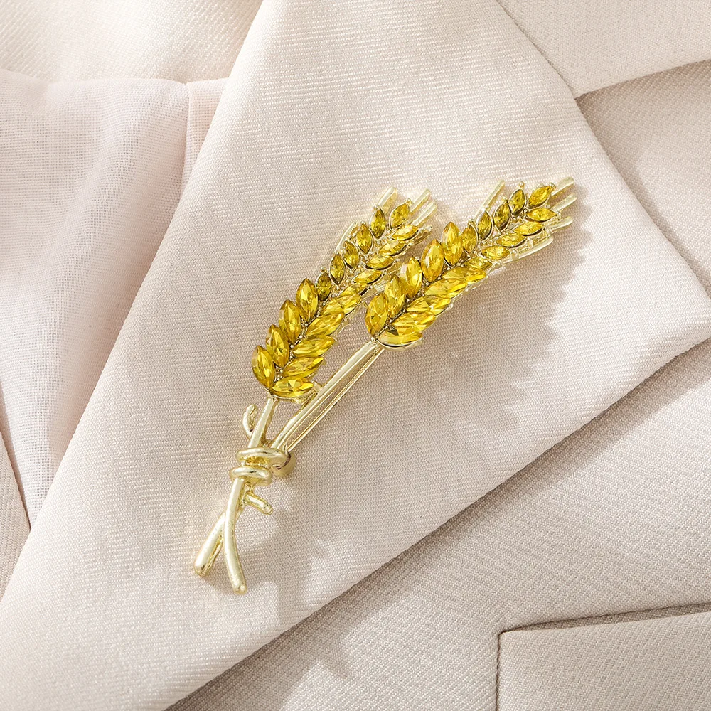 Golden Wheat Spike Metal Brooch Nature Inspired Harvest Pin Rustic Charm Accessory for Jacket Hat Bag Decoration Gift
