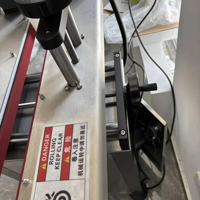Factory Sales Clamp Bottle Conveyor Belt Bottom Coding Bottomless Side Transfer Belt Conveyor For Inkjet Printer