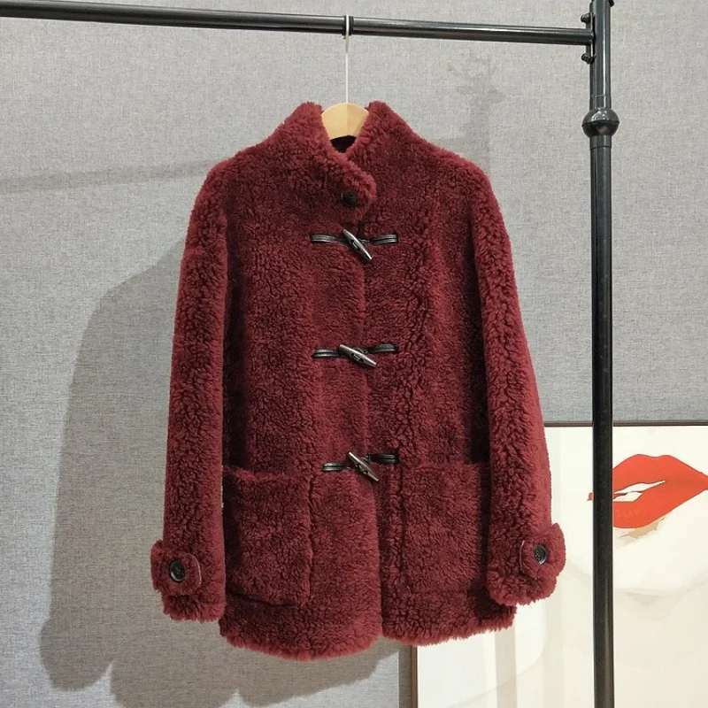 Cappotto in shearling di pura lana con colletto rialzato e bottoni in corno, abbigliamento invernale casual di media lunghezza JT545