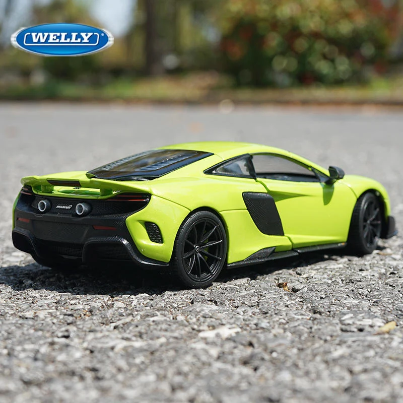 WELLY 1:24 McLaren 675LT Alloy Sports Car Model Diecast Metal Racing Car Vehicles Model High Simulation Collection Kids Toy Gift