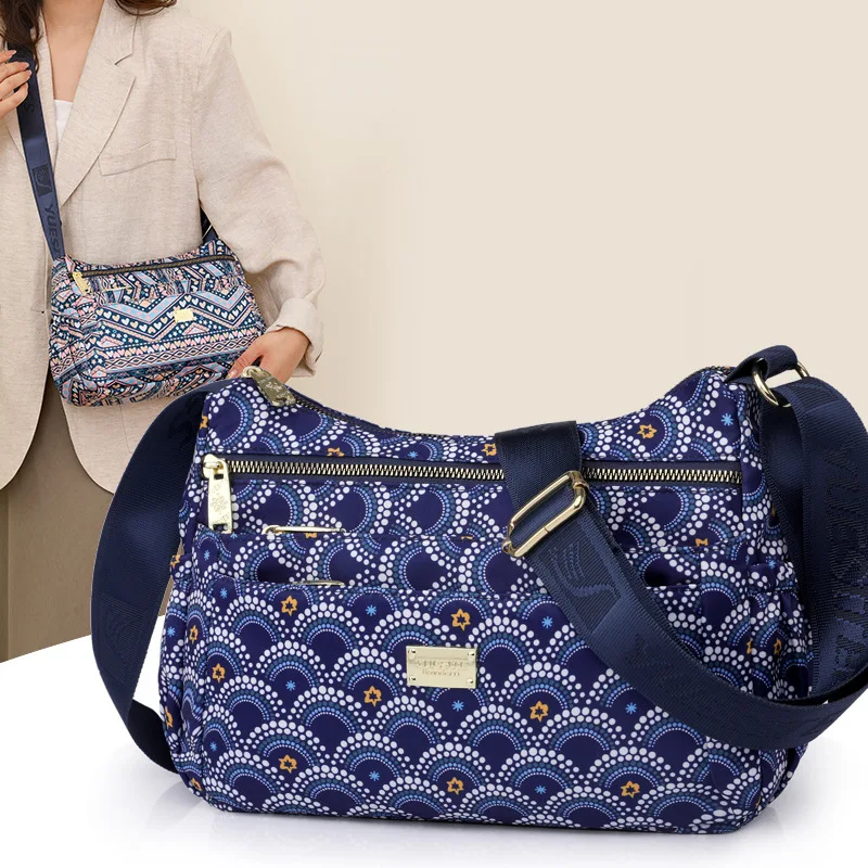 Versatile casual printed mommy bag, outdoor high-capacity travel small square bag, multi compartment shoulder bag handtassen