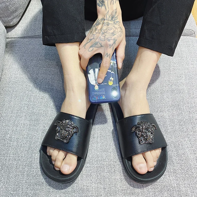 Sandals Men Casual Summer Brand Slippers for Men Ultra Soft Slides Non-slip Wear-resistant Indoor Outdoor Man Summer Slippers