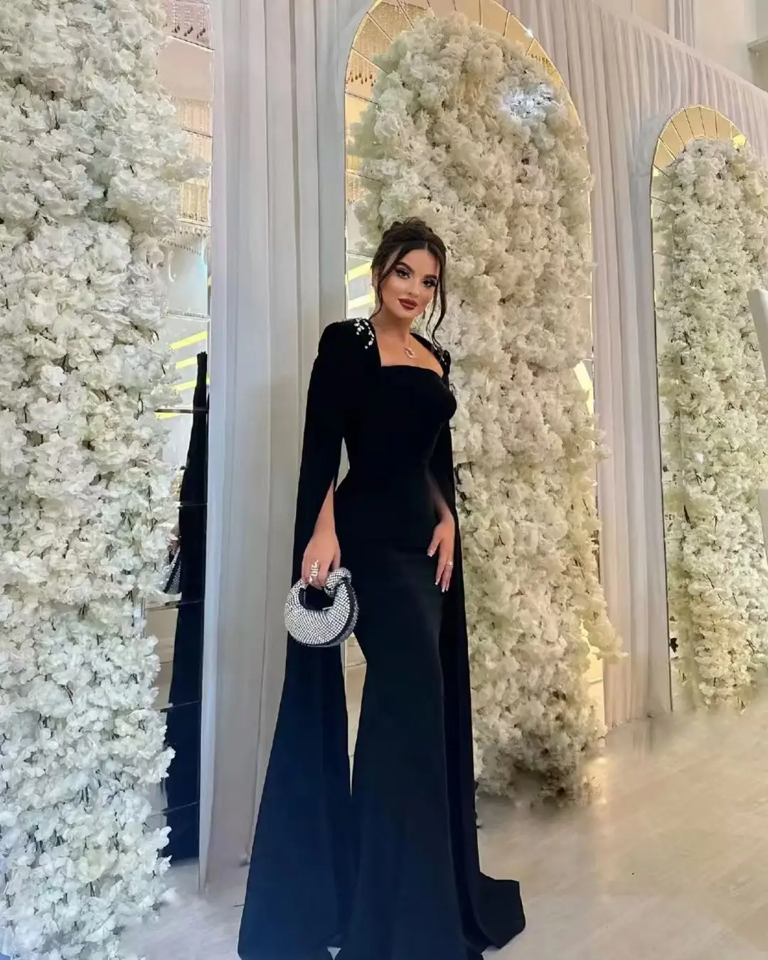 

Customized High Quality Jersey Mermaid Crystal Evening Dress Fashion Long Sleeves Square Neck Floor Length Celebrity Gowns