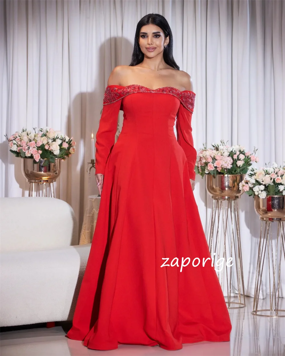 Abiti lunghi personalizzati in jersey di alta qualità con pieghe e paillettes A-line con spalle scoperte Occasioni su misura per feste eleganti