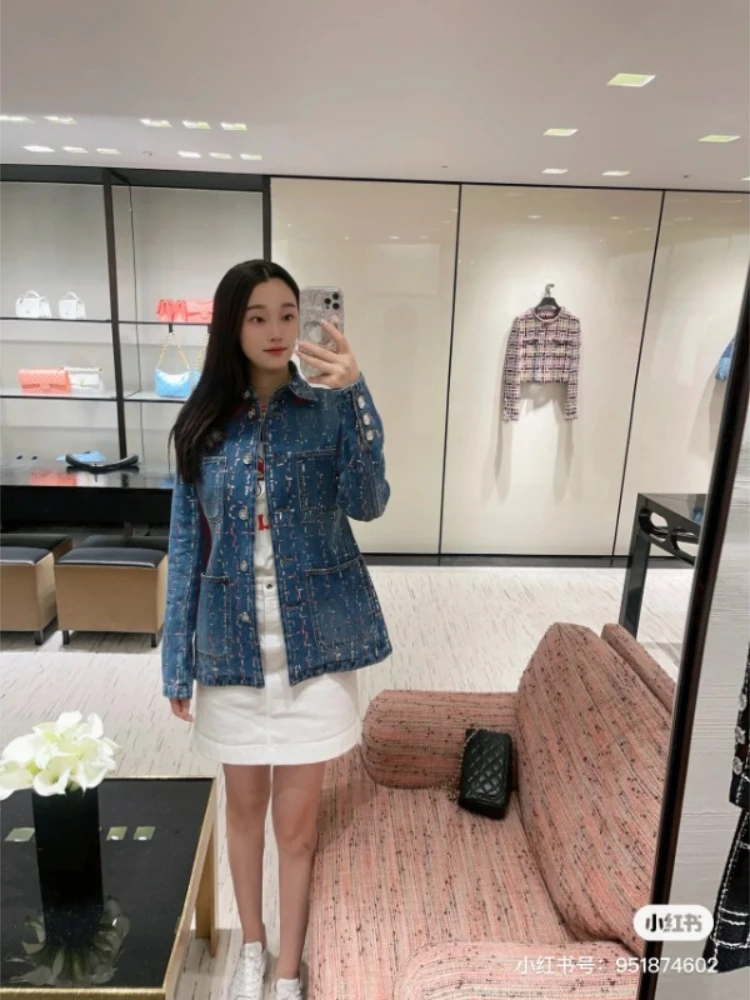 2023 Women's Nostalgic Retro Wash Fashionable New Slimming Denim Jacket