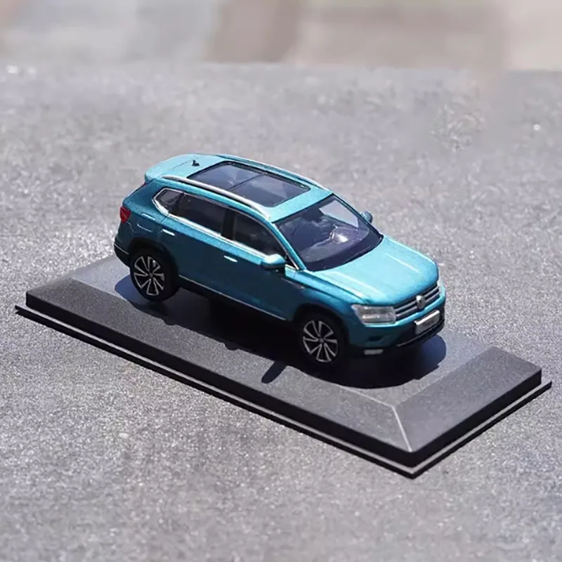 

Original Diecast Alloy 1:43 Scale VW Tharu 2019 Car Model Ornament Souvenir Display Collection Hobby Gift