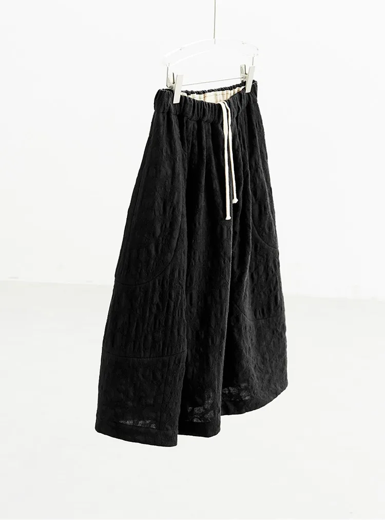 Versatile Umbrella Skirt~Autumn and Winter 100% Wool Jacquard Skirt for Women, Black Flower Bud Skirt