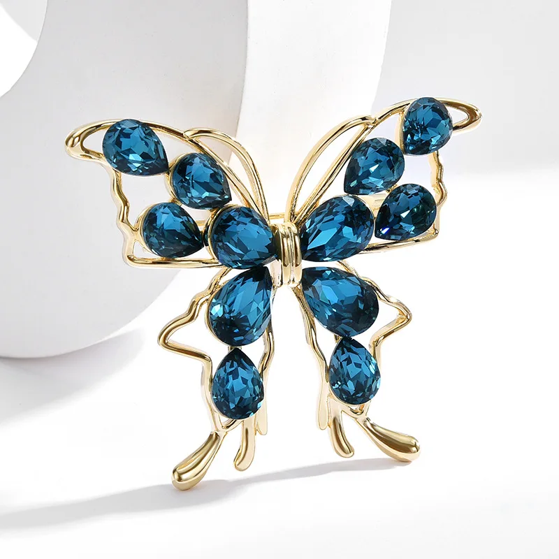 Elegant Blue Color Zircon Hollow Out Butterfly Brooch for Women Jewelry Luxurious Zirconium Personalized Animal Pin and Brooches