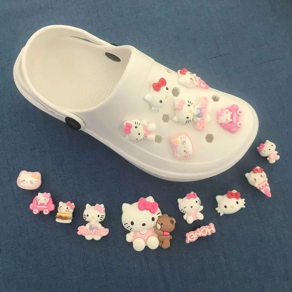 Hello Kitty Sanrio Shoe Ornament Buckle Anime Character Pooh Star Dew Upper Decoration Accessories Children's Holiday Gift