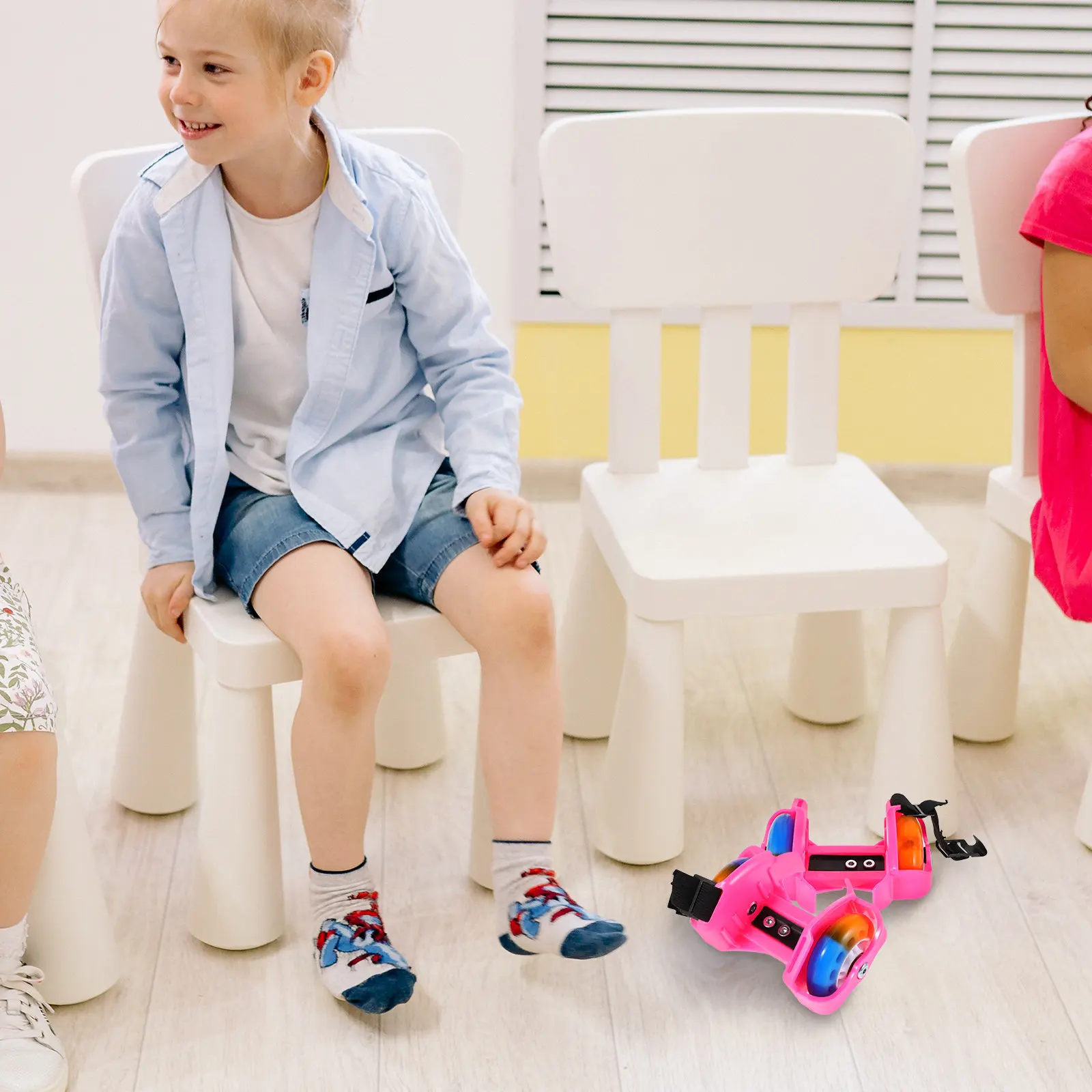 

1 Pair Wind Fire Roller Skates Glowing Wheels Outdoor Sports Beginner Skate Shoes Light Up Skating Shoes for