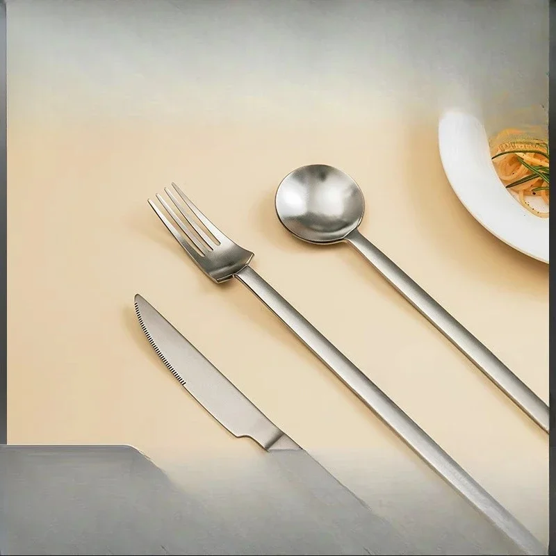 

Western tableware, knives, forks and spoons set, high-end light luxury, high-end steak, knife and fork three-piece set
