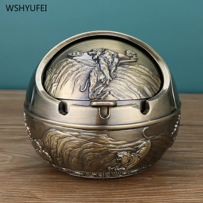 Direct sales new retro home ashtray creative personality with cover metal multi-function office living room anti-flying ash