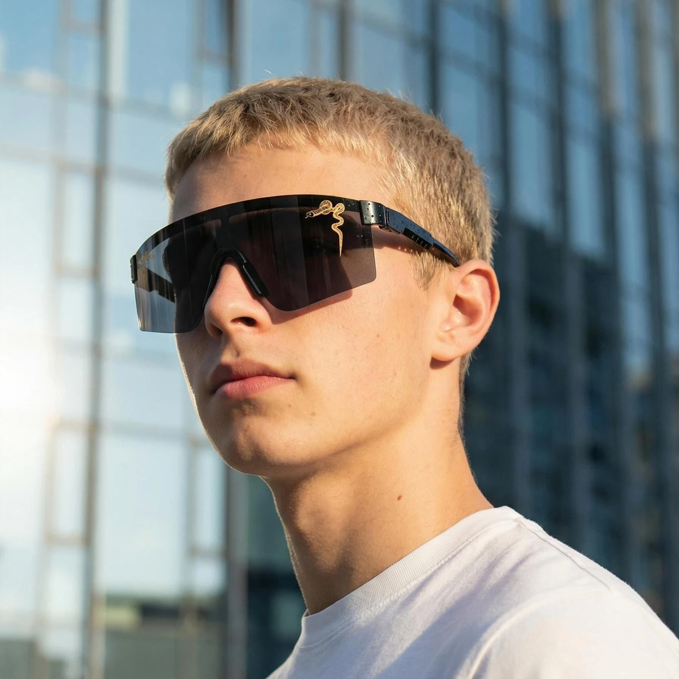 Unisex Outdoor-Sportbrille UV400 Radsport-Sonnenbrille Winddichte MTB Fahrrad-Brille für Männer Frauen Laufen Party Schutz