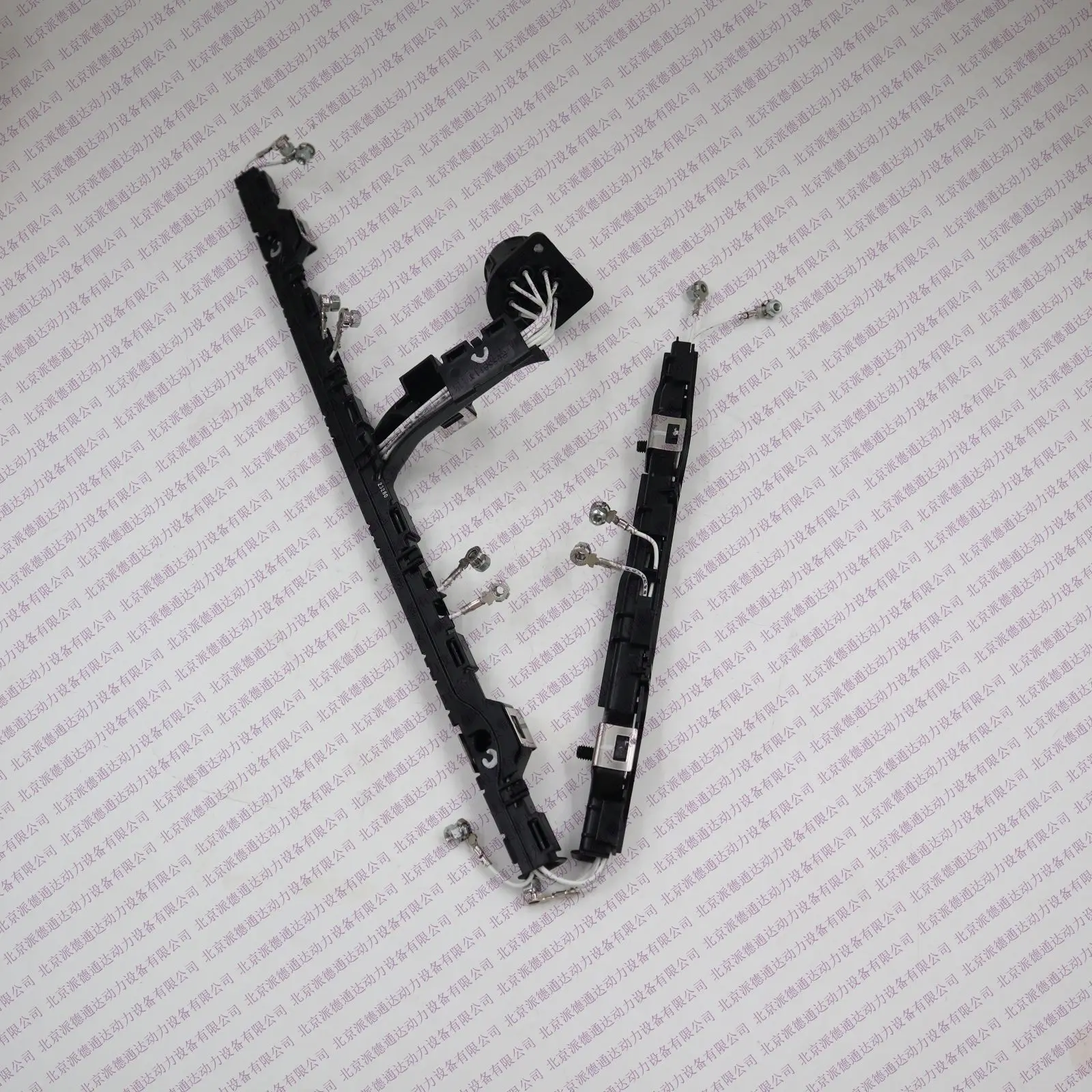 

Engine Parts RE558114 Wire Harness