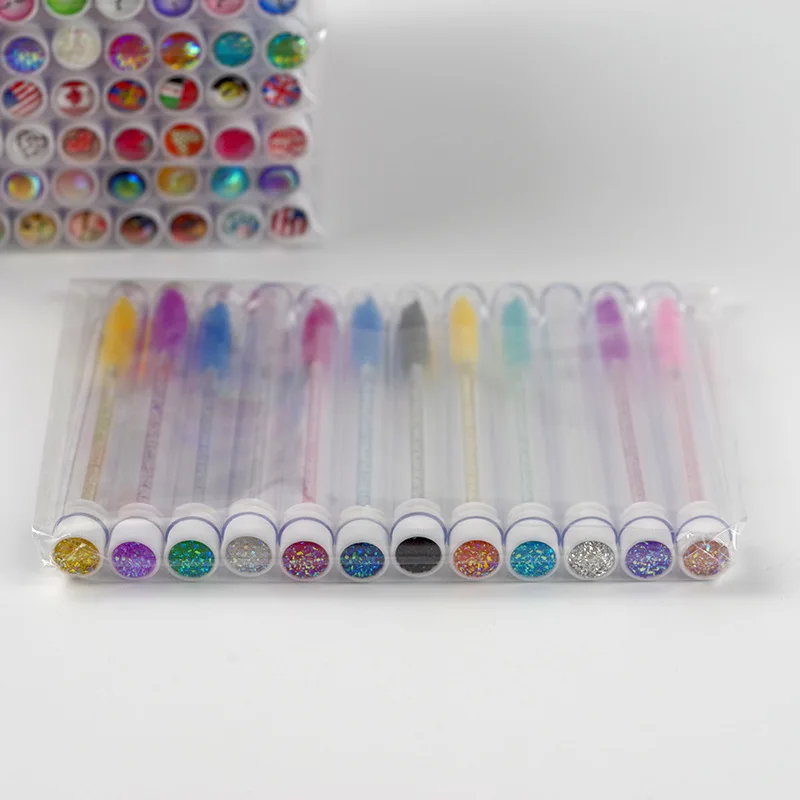 أنبوب رموش صناعية مطعمة مع فرشاة رموش، منتج تجارة خارجية جديدة مع قضيب كريستال ماسي، فرشاة رموش حلزونية محمولة