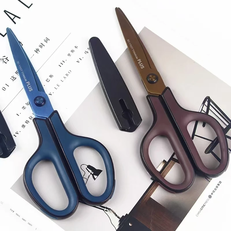 Japanese PLUS scissors, titanium-plated anti-adhesive household scissors with protective cover, portable and labor-saving for st
