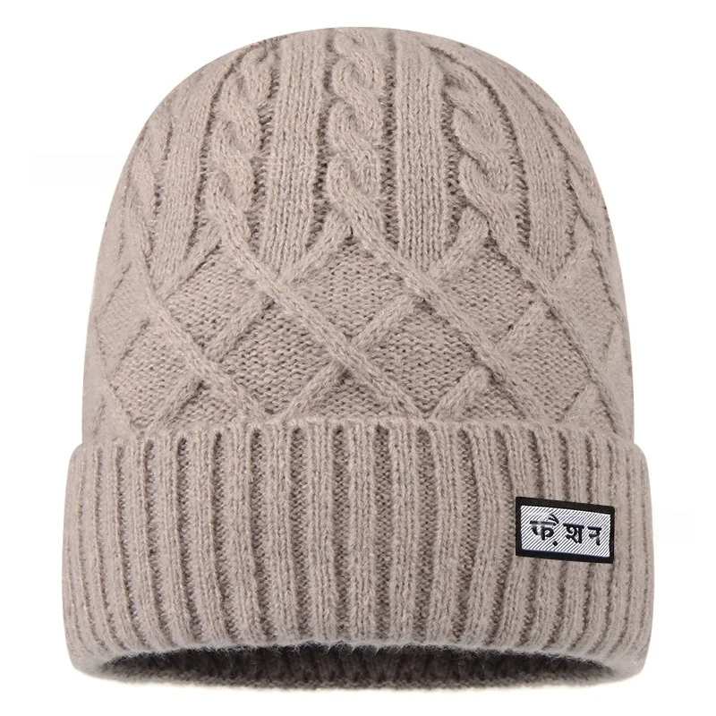 Autumn and Winter Men's Thickened Knitted Pullover Hat, Three-Dimensional Cable Knit, Diamond Pattern Weaving, Fold-Over Fabric Label, Cold-Proof Outdoor Warm Hat