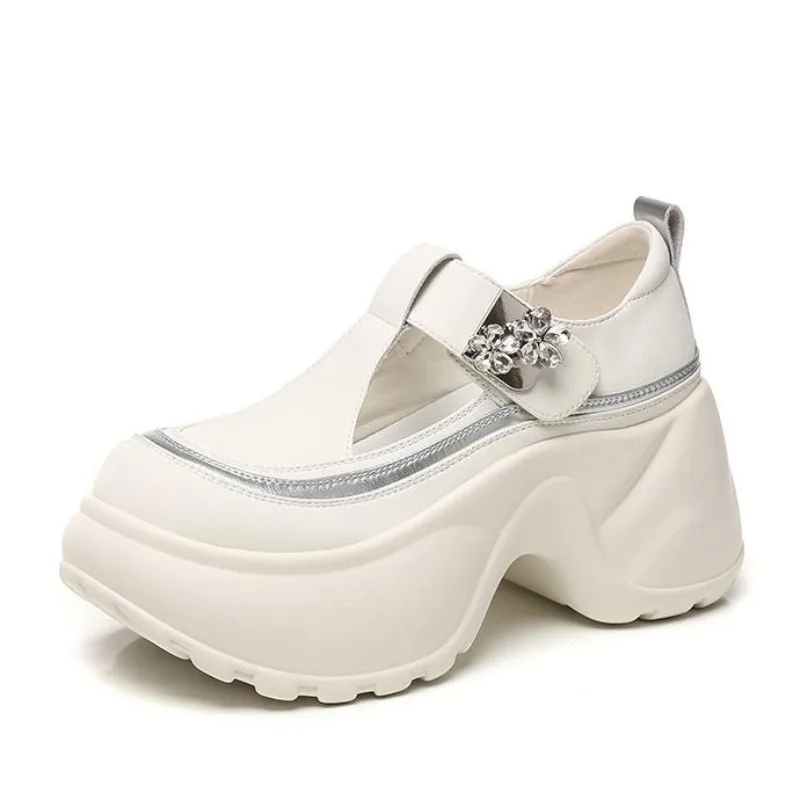 

Дышащие сандалии из искусственной кожи с микрофиброй 9 см, тапочки на плоской подошве, туфли без шнуровки на платформе, на танкетке, брендовая обувь с круглым носком, женские крючки