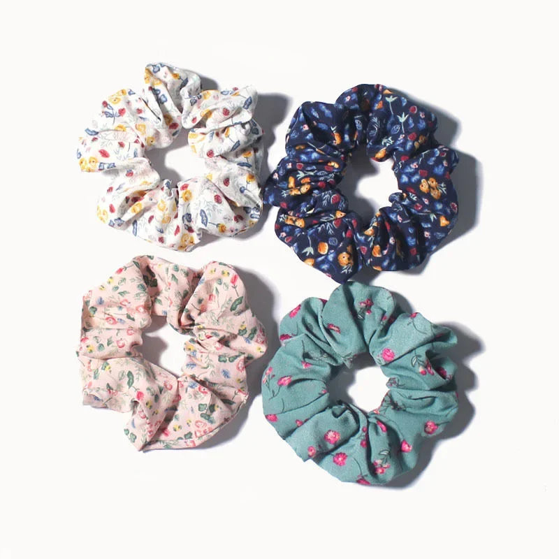 2023 New Arrivals Retro Floral Hair Loop Hair Ring Versatile and Elegant Fabric Head Rope Scrunchies Hair Accessories for Women