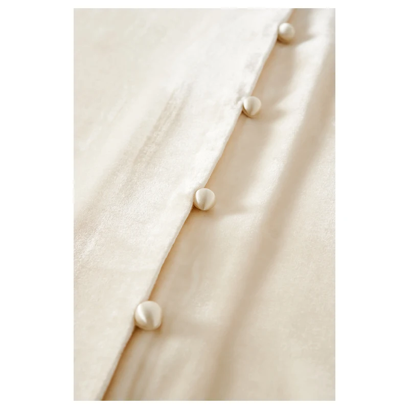 เสื้อเชิ้ตผู้หญิงผ้าไหมกำมะหยี่หรูหรา 100% แขนยาว คอตั้ง สไตล์ฝรั่งเศส สวยสง่า เนื้อผ้านุ่มละมุน อ่อนโยนต่อผิว