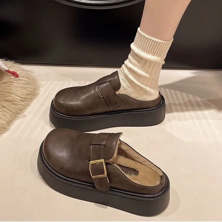 Leather covered Haken slippers for women in autumn and winter 2025  with a half toe cover and a sponge bottom